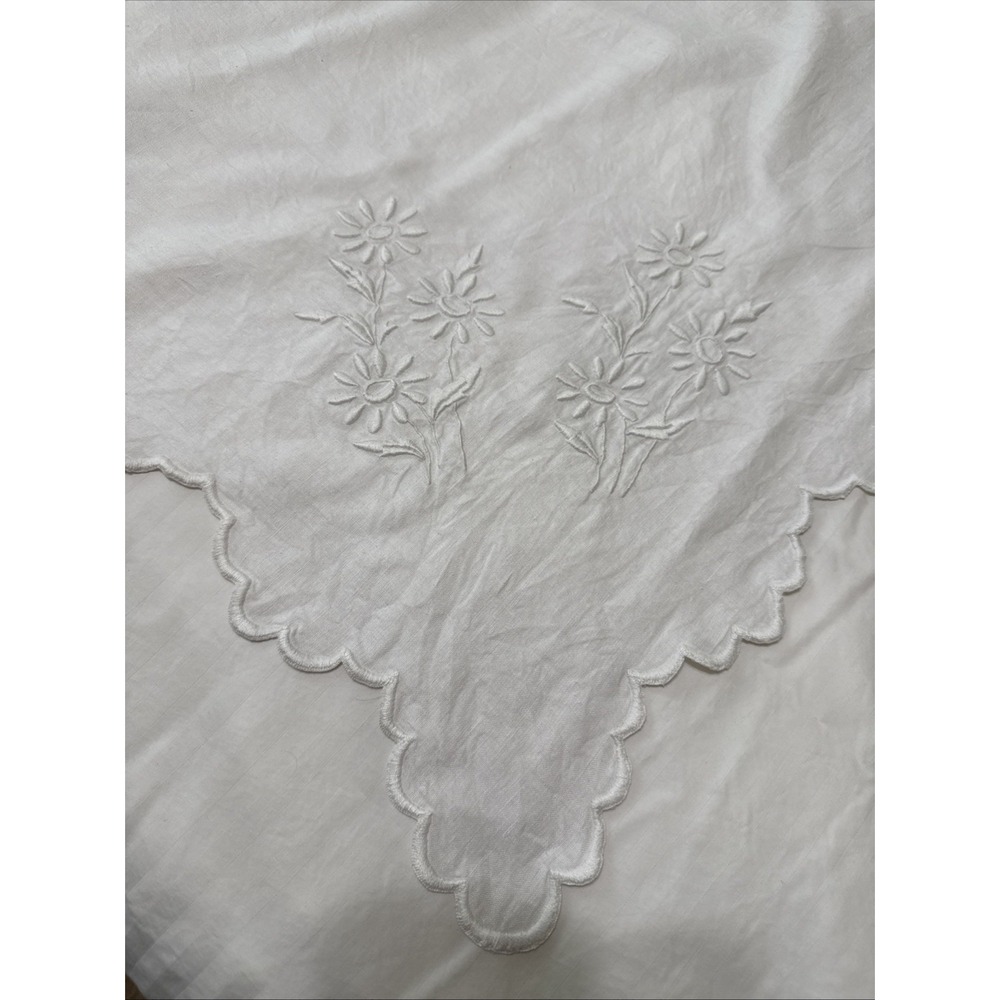 Vintage Hand Embroidered Tablecloth Large Rectangle 69x89 Cotton Scalloped Stain - Picture 2 of 13